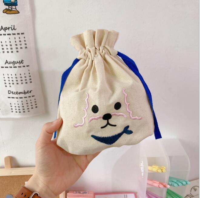 可愛い刺繍巾着袋 小犬 小物入れ